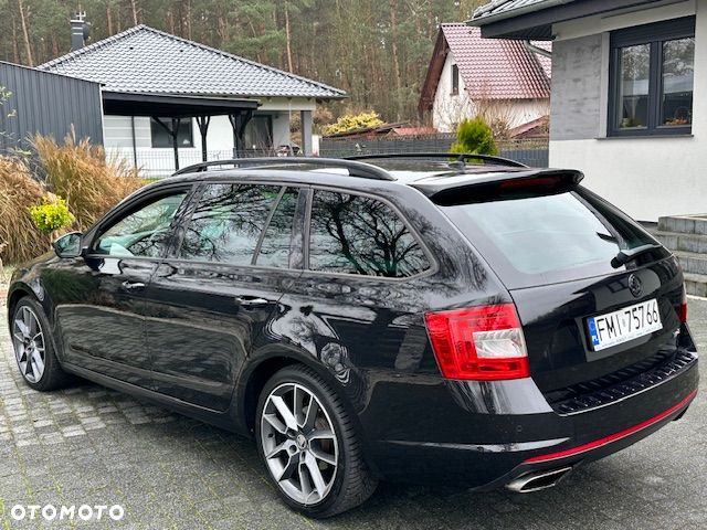 Skoda Octavia 2.0 TDI DSG RS - 6