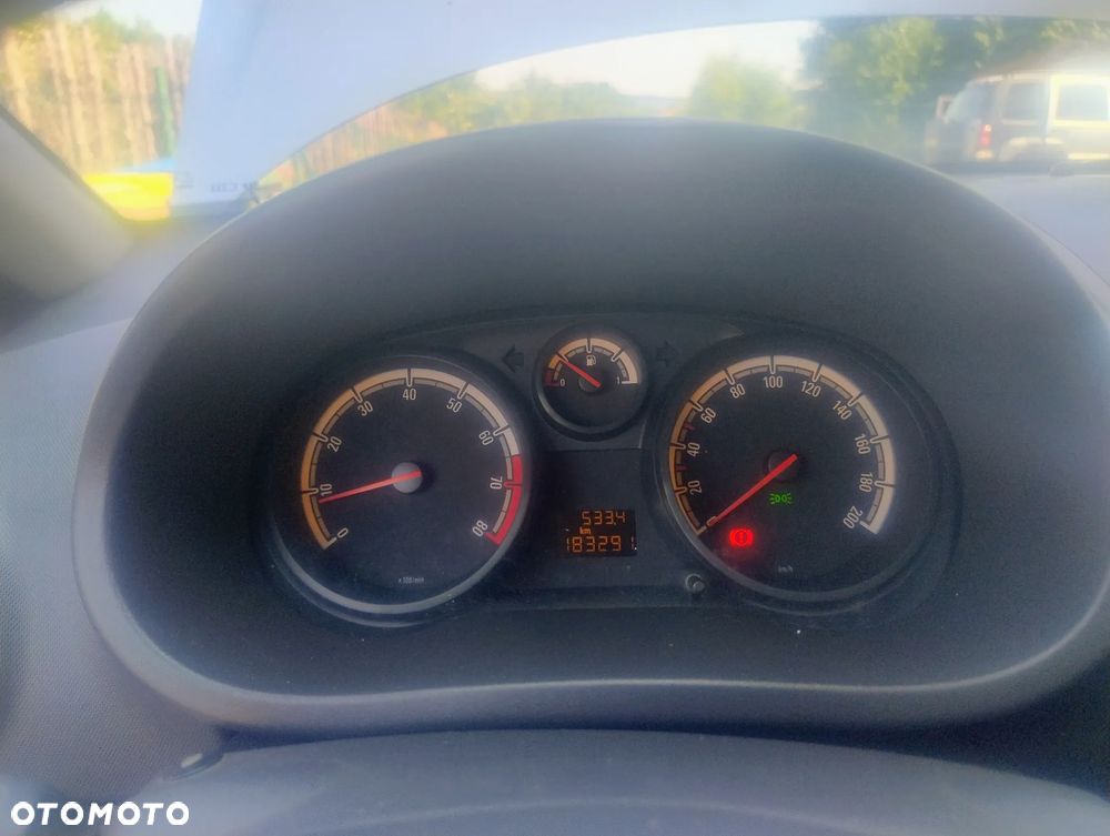 Opel Corsa 1.2 16V Cosmo - 8