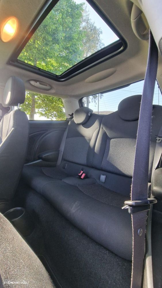 MINI 3 Portas Cooper D - 13