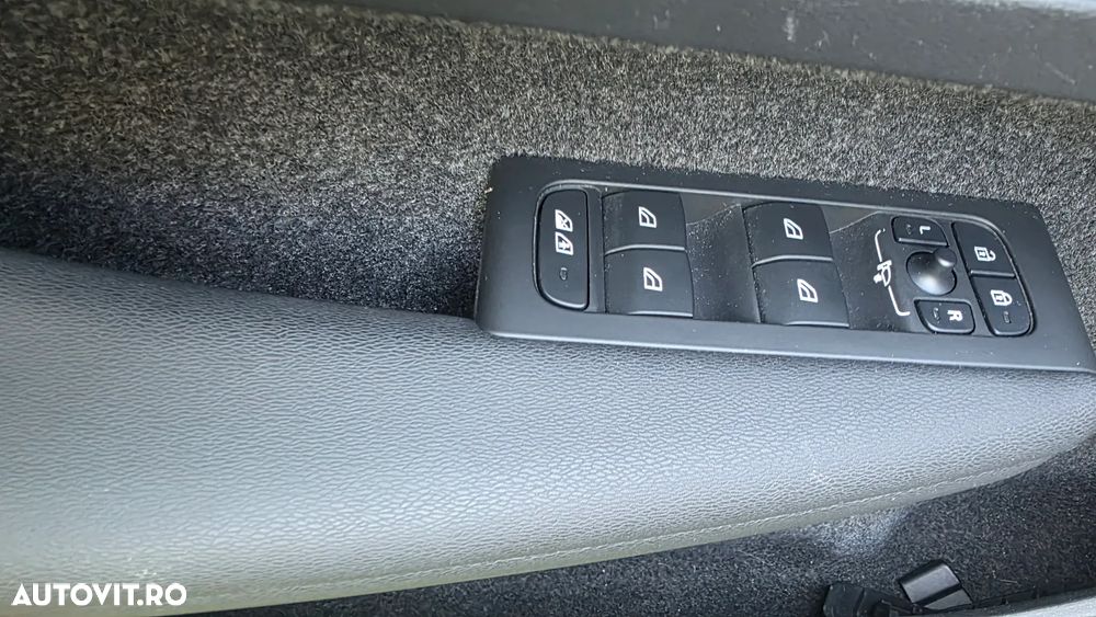 Volvo XC 40 T4 Recharge DKG RDesign - 19