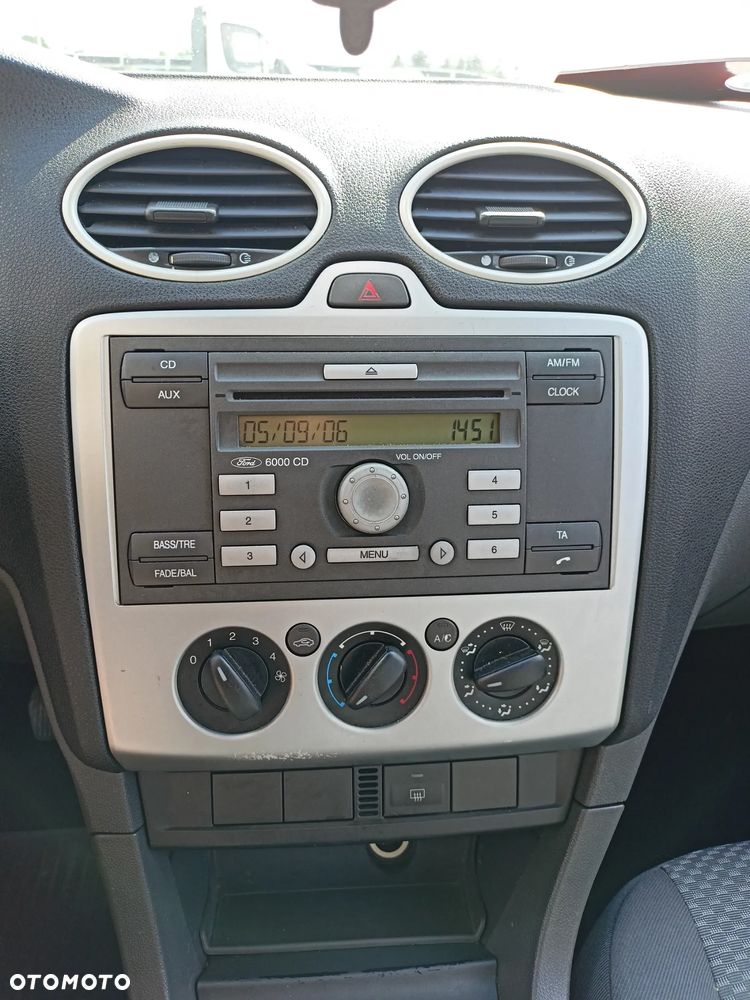 Ford Focus - 10