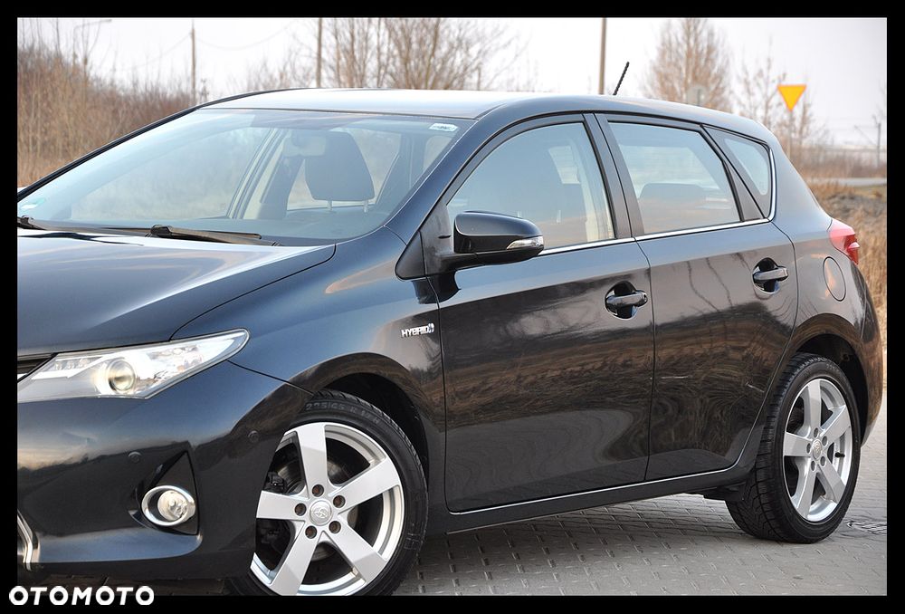Toyota Auris - 13