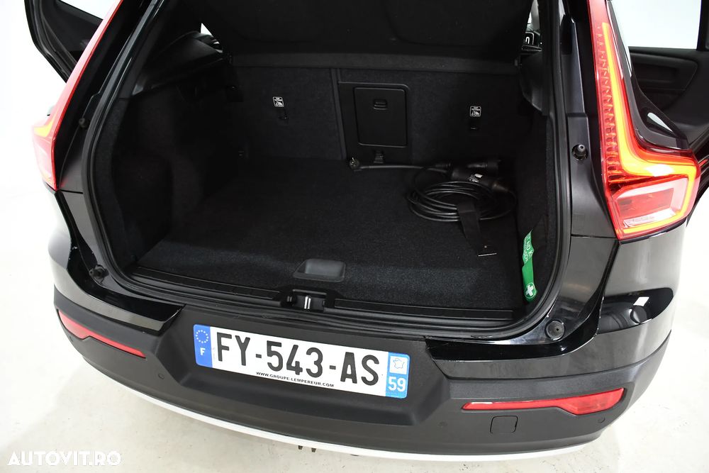 Volvo XC 40 - 41