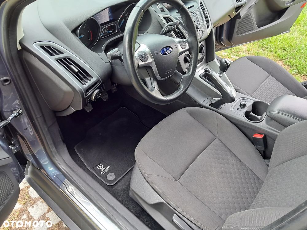 Ford Focus 1.6 TDCi DPF Champions Edition - 16