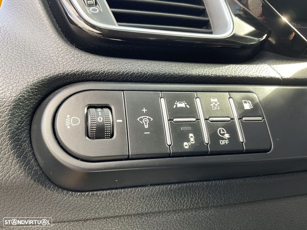 Kia XCeed 1.6 GDi PHEV Drive - 25