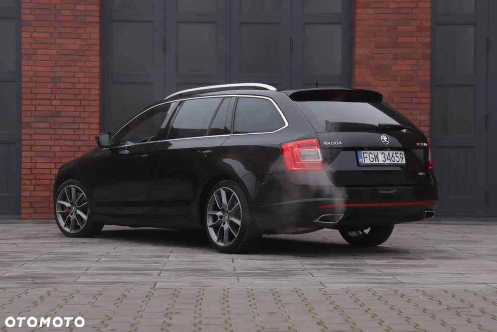 Skoda Octavia 2.0 TDI (Green tec) DSG RS - 15