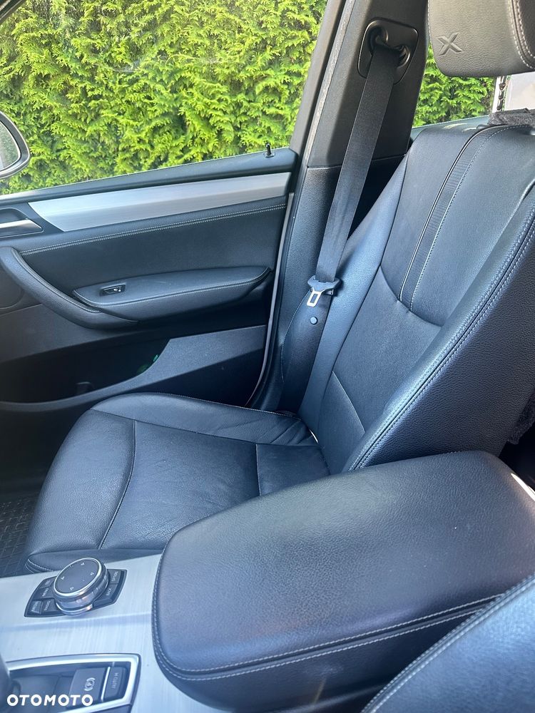 BMW X4 xDrive20d xLine - 9