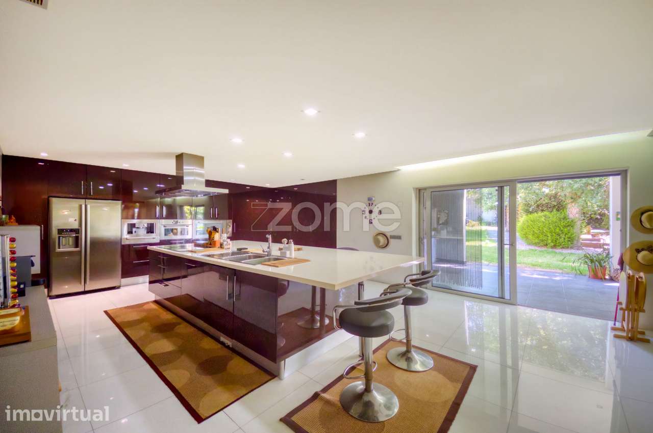 Vivenda T4 480m², terreno 2080m², piscina aquecida, Turiz, Vila Ver... - Grande imagem: 5/60