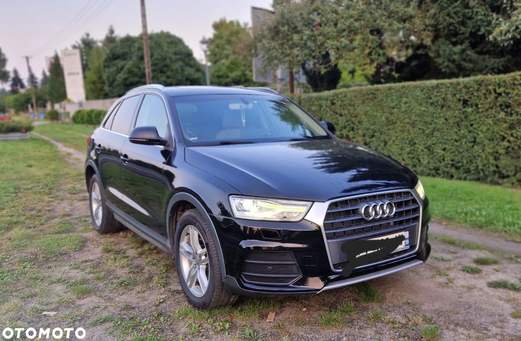 Audi Q3 2.0 TDI Design - 1