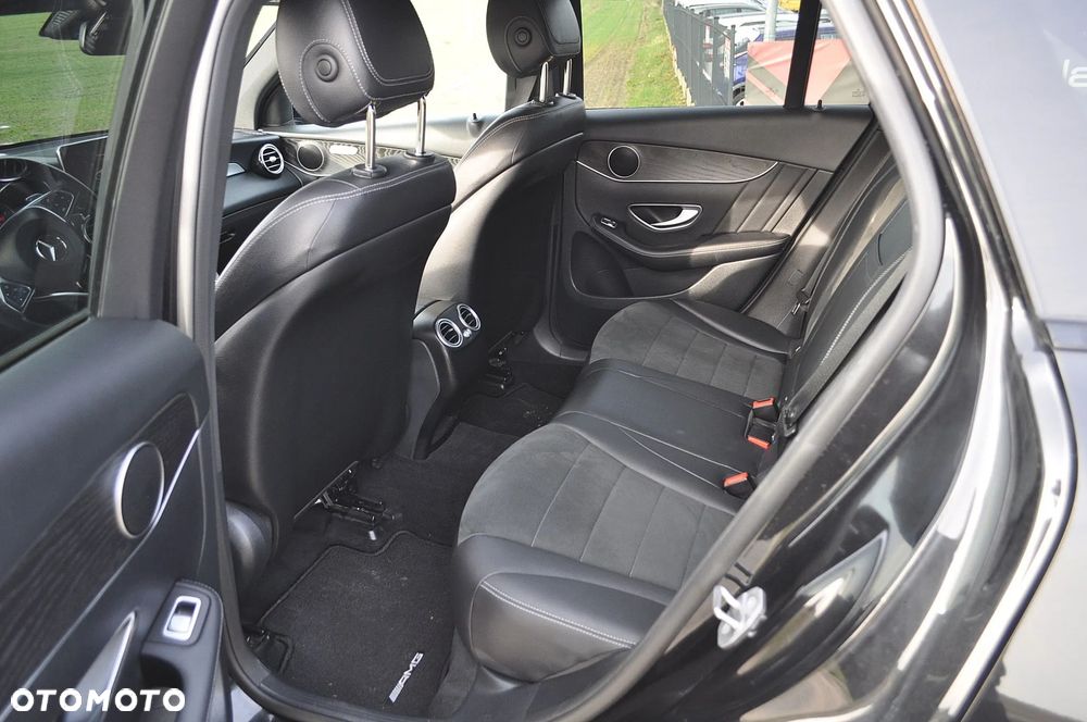 Mercedes-Benz GLC - 13