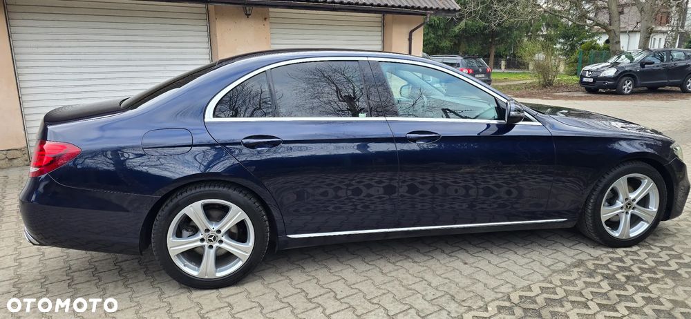 Mercedes-Benz Klasa E 220 d Business Edition 9G-TRONIC - 3