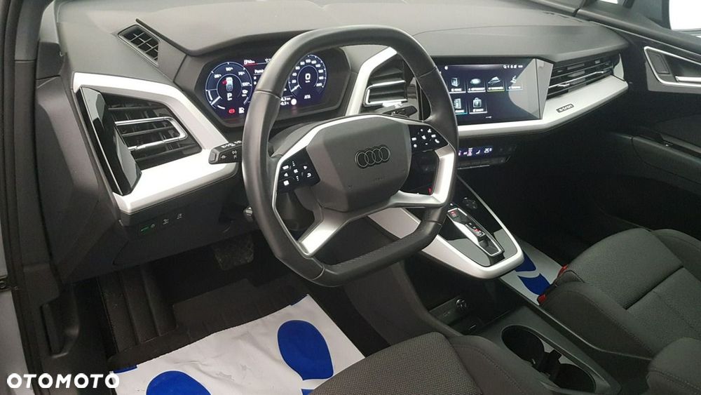 Audi Q4 e-tron - 19