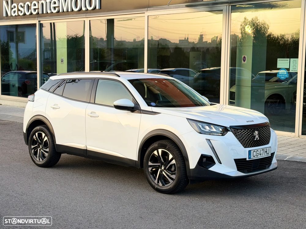 Peugeot 2008 1.2 PureTech Allure EAT8 - 4