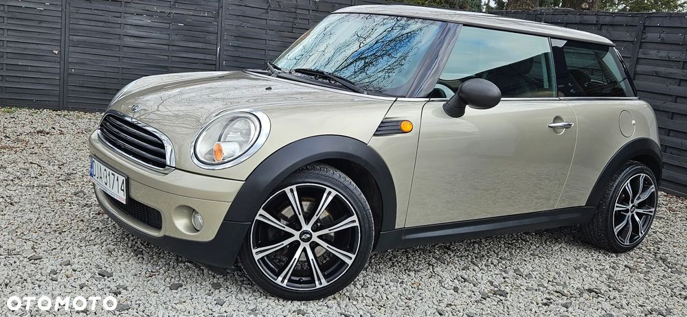 MINI ONE - 15