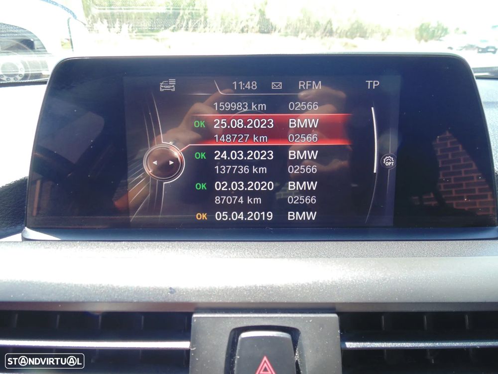BMW 116 d Line Urban Auto - 32
