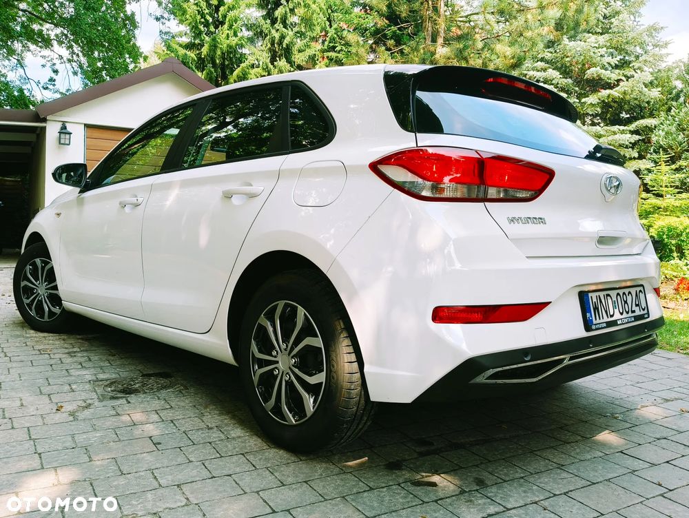 Hyundai i30 1.0 T-GDI Classic + - 11