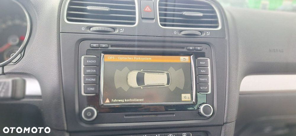 Volkswagen Golf - 16