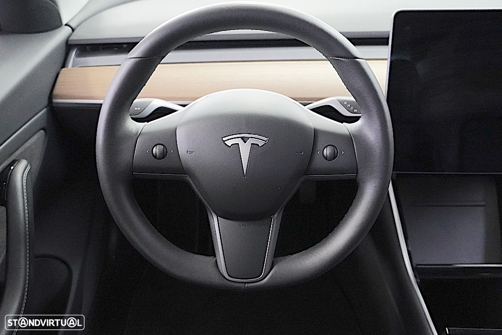Tesla Model 3 Long Range AWD Dual Motor - 30