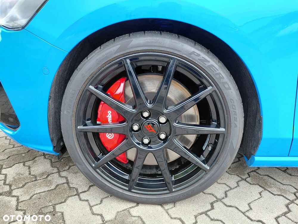 Ford Focus 2.3 EcoBoost ST X Edition - 29