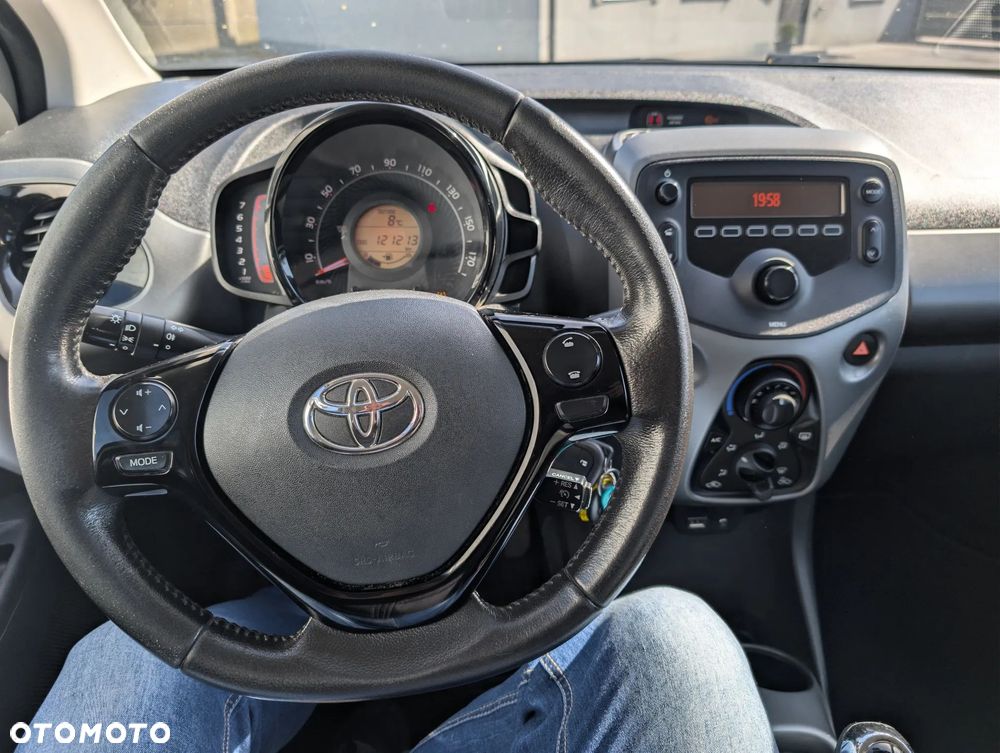 Toyota Aygo 1.0 VVT-i Color Edition - 8