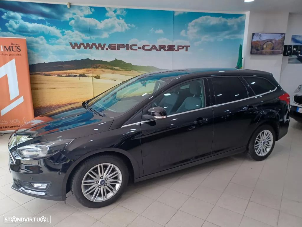 Ford Focus SW 1.0 EcoBoost S&S COOL&CONNECT - 4