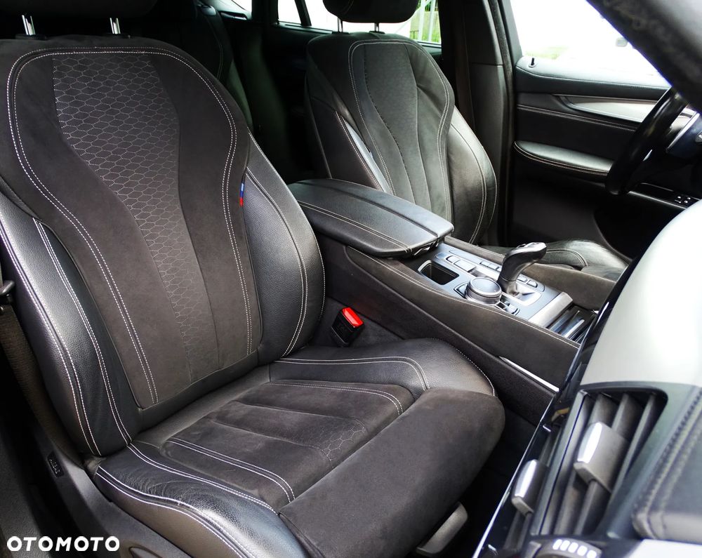 BMW X6M - 19