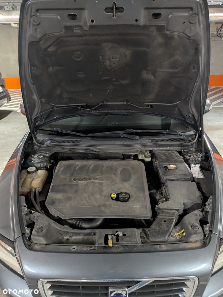 Volvo S40 2.0D - 22