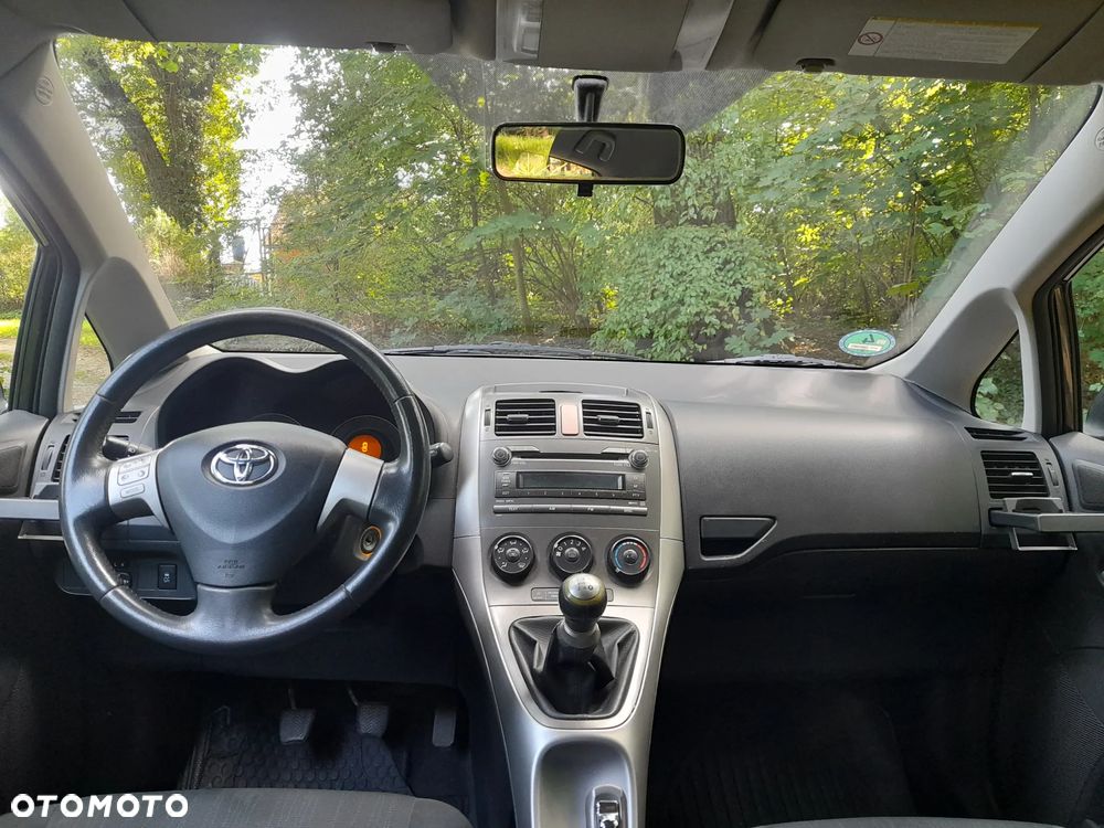 Toyota Auris 1.6 VVT-i Sol - 9