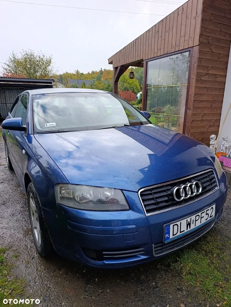 Audi A3 1.6 Ambiente - 1