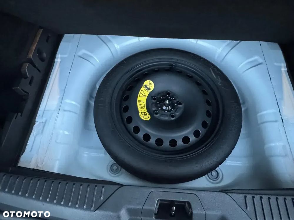 Ford Focus Turnier 1.5 EcoBlue Start-Stopp-System ACTIVE X - 16