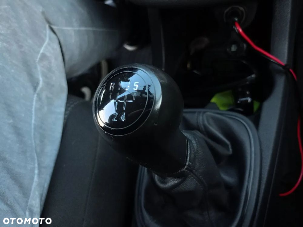 Opel Corsa 1.2 16V Enjoy - 27