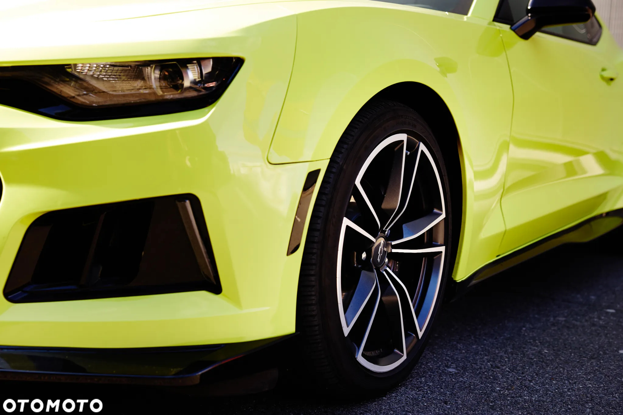 Chevrolet Camaro Coupe 6.2 V8 - 9