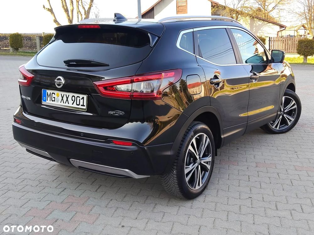 Nissan Qashqai 1.6 DIG-T 360 - 2