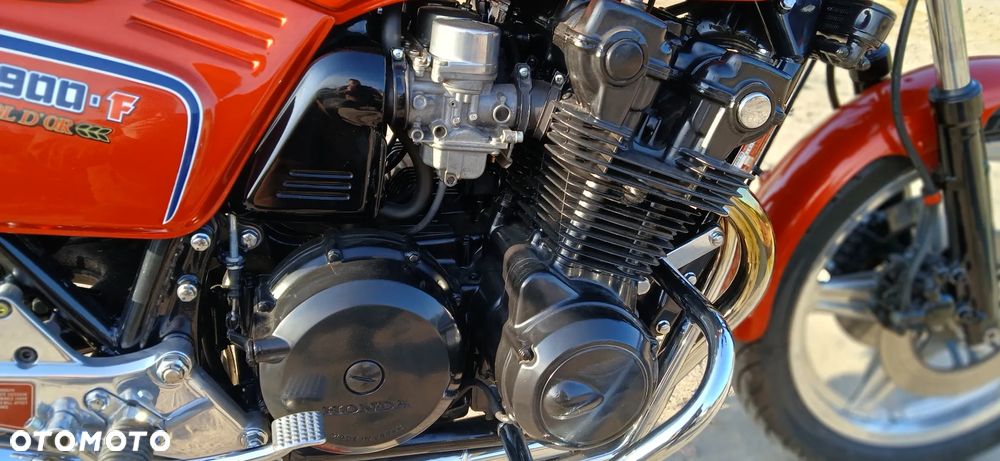 Honda CB - 16