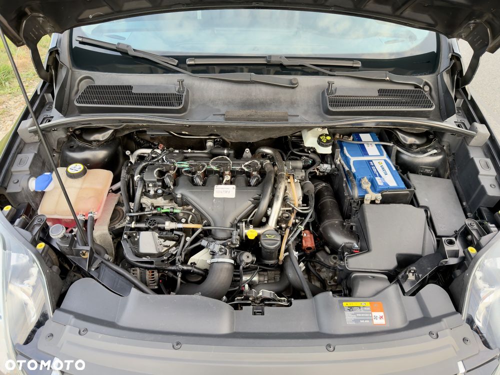 Ford Kuga 2.0 TDCi 4x4 Titanium - 29
