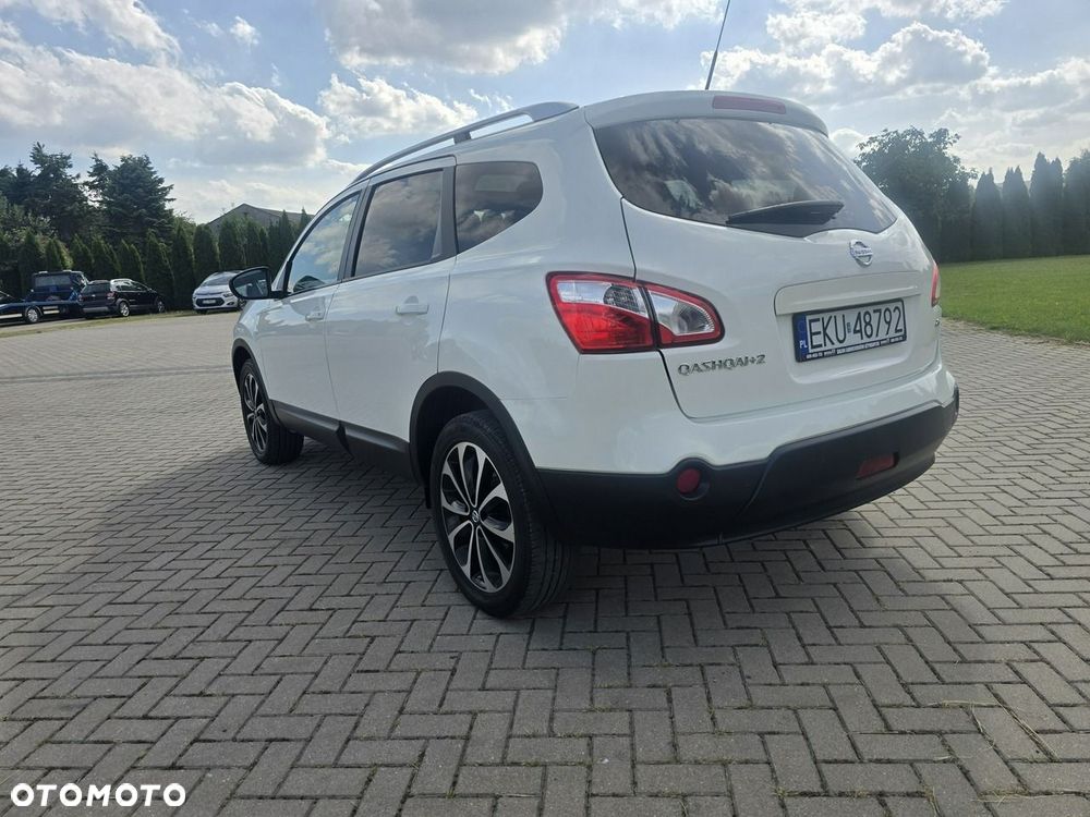 Nissan Qashqai+2 - 12
