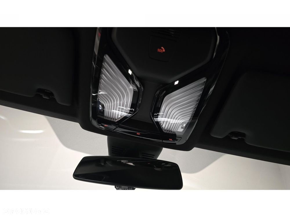 BMW Seria 3 320d xDrive Sport - 34