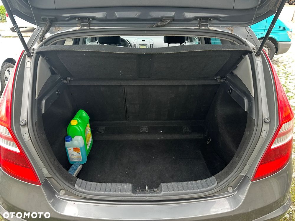 Hyundai i30 1.4 Classic - 13