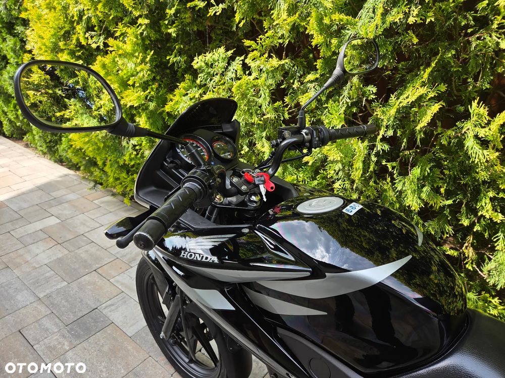 Honda CBF - 12