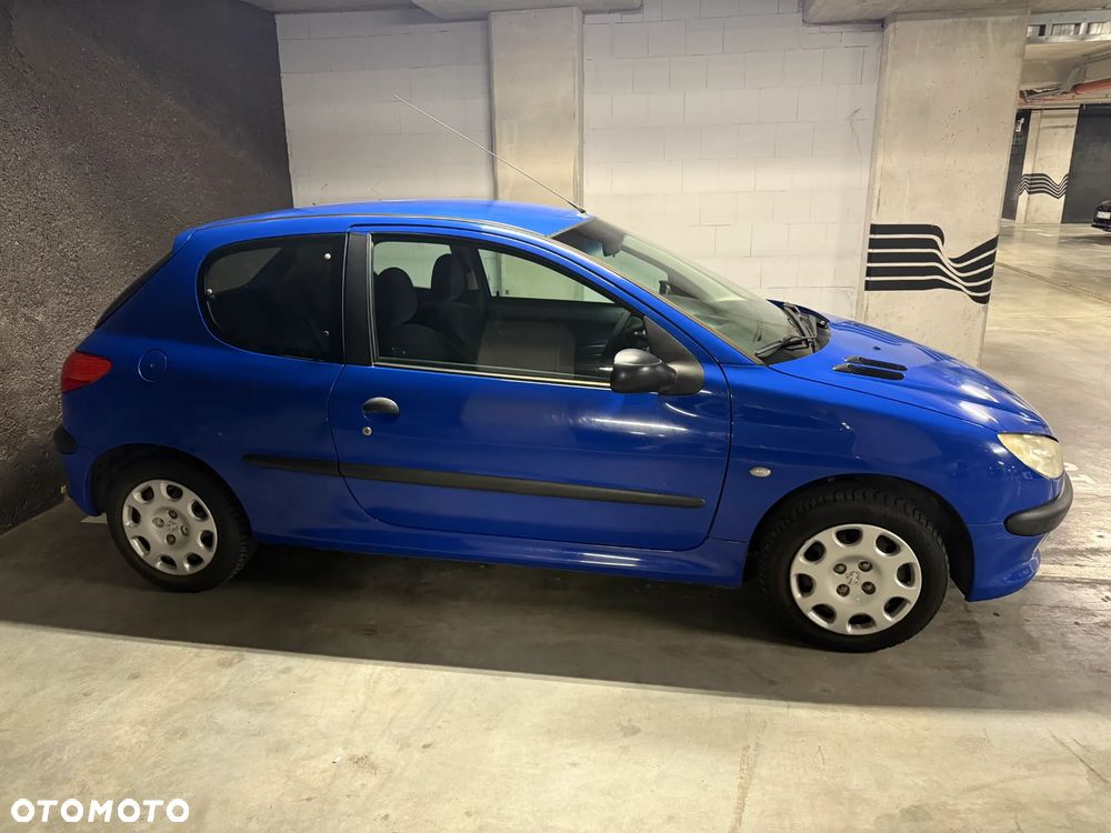 Peugeot 206 1.1 XR Presence - 6