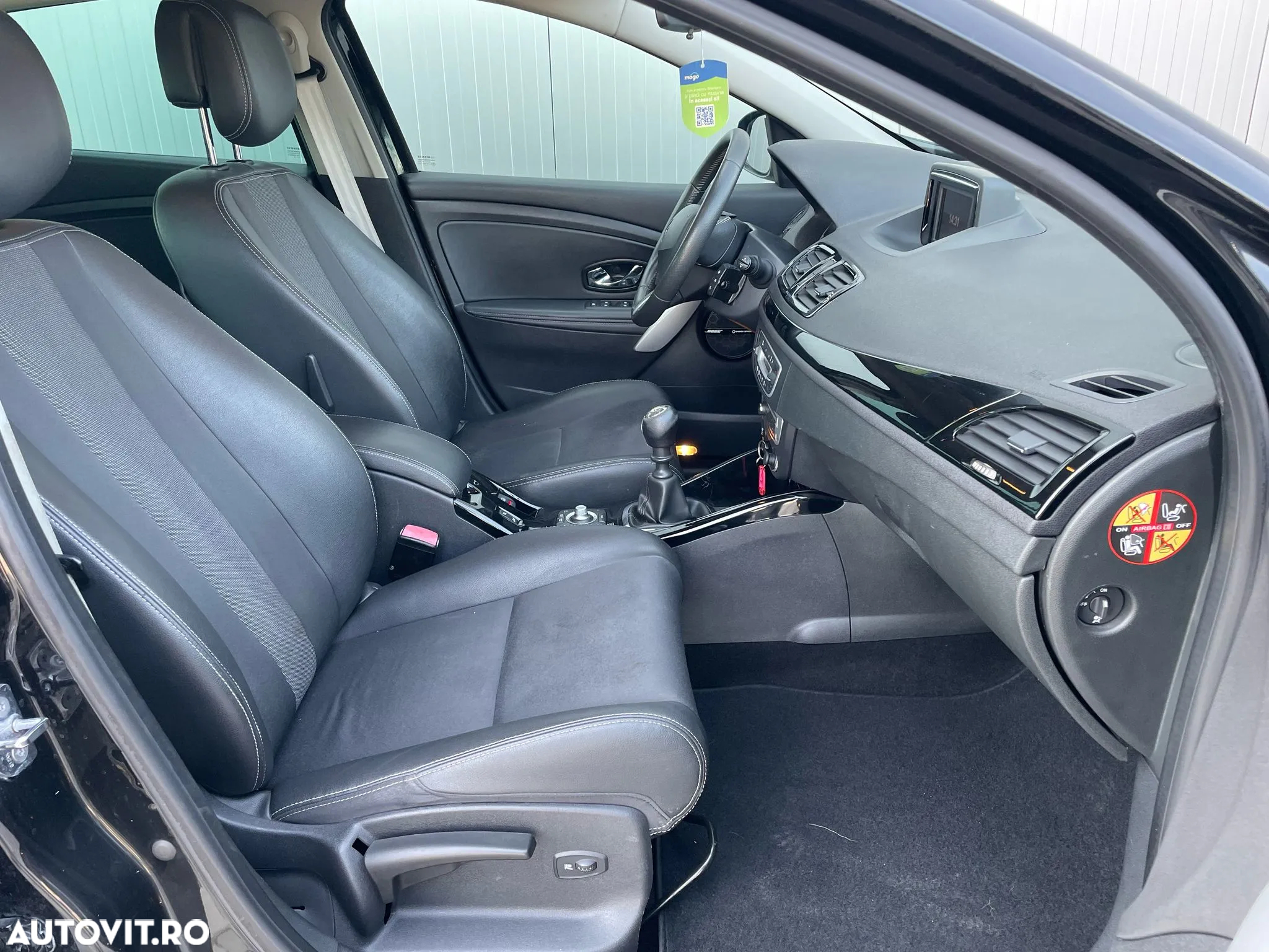 Renault Megane Grandtour ENERGY TCe 115 Start & Stop Bose Edition - 8