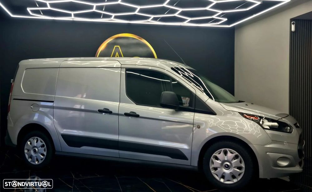 Ford Transit Connect L2 3 Lugares - 28