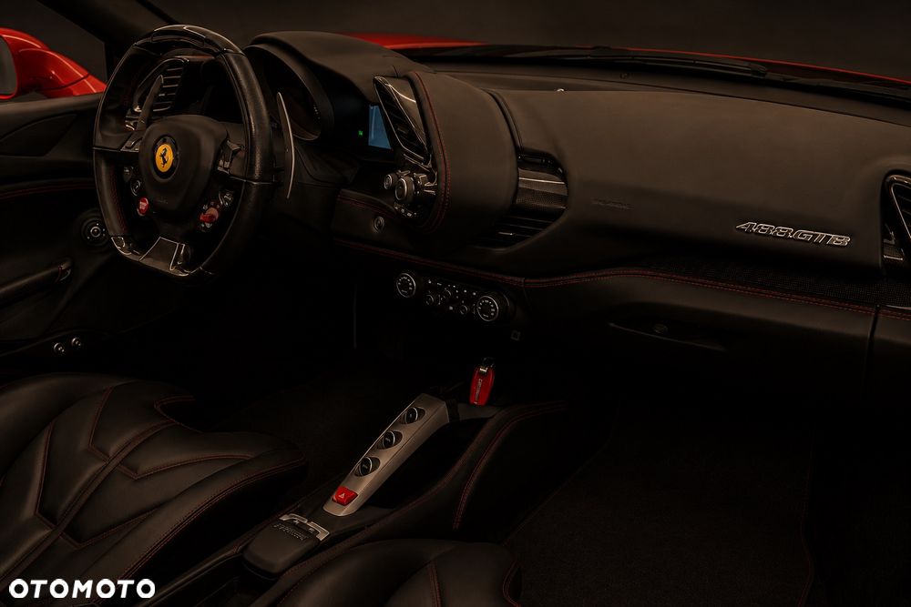 Ferrari 488 - 9
