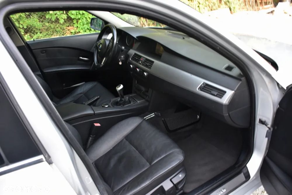 BMW Seria 5 - 35