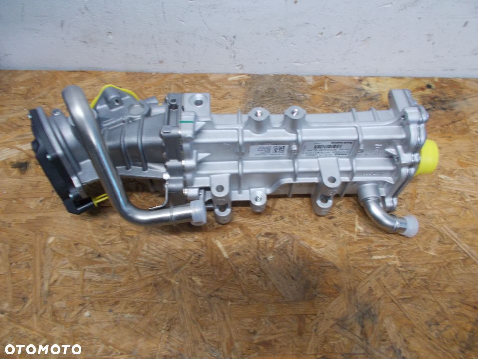 ZAWÓR EGR + CHŁODNICZKA 3.0 504377416 IVECO FIAT - 1