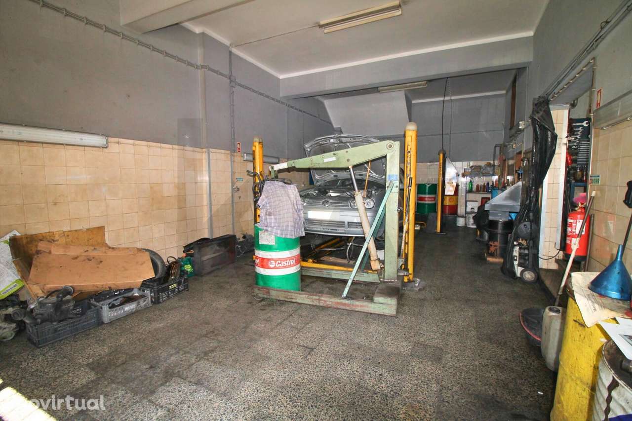 Venda de Oficina + Imóveis – Auto-Central da Arrentela - Grande imagem: 4/16