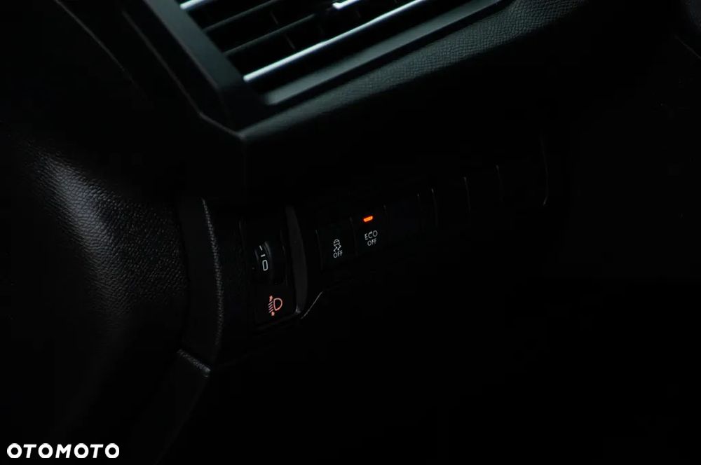 Peugeot 308 BlueHDi 150 Automatik Stop & Start Allure - 39