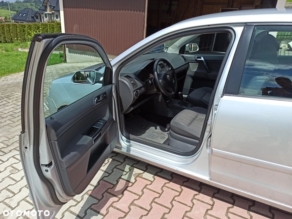 Volkswagen Polo 1.4 TDI Comfortline - 9
