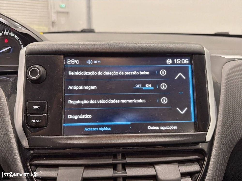 Peugeot 208 1.2 PureTech Style - 15