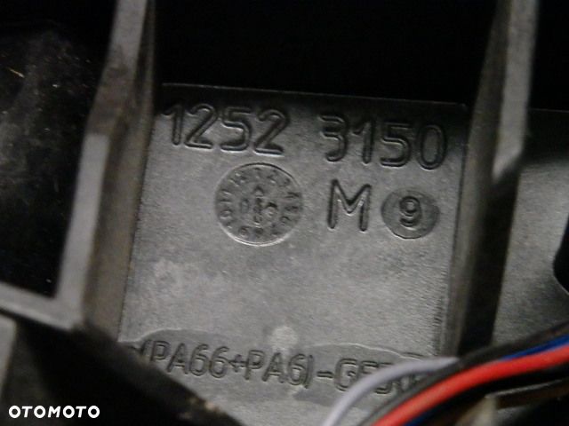 RENAULT  MEGANE III LUSTRO LUSTERKO PRAWE 7 PIN 12523150 - 9